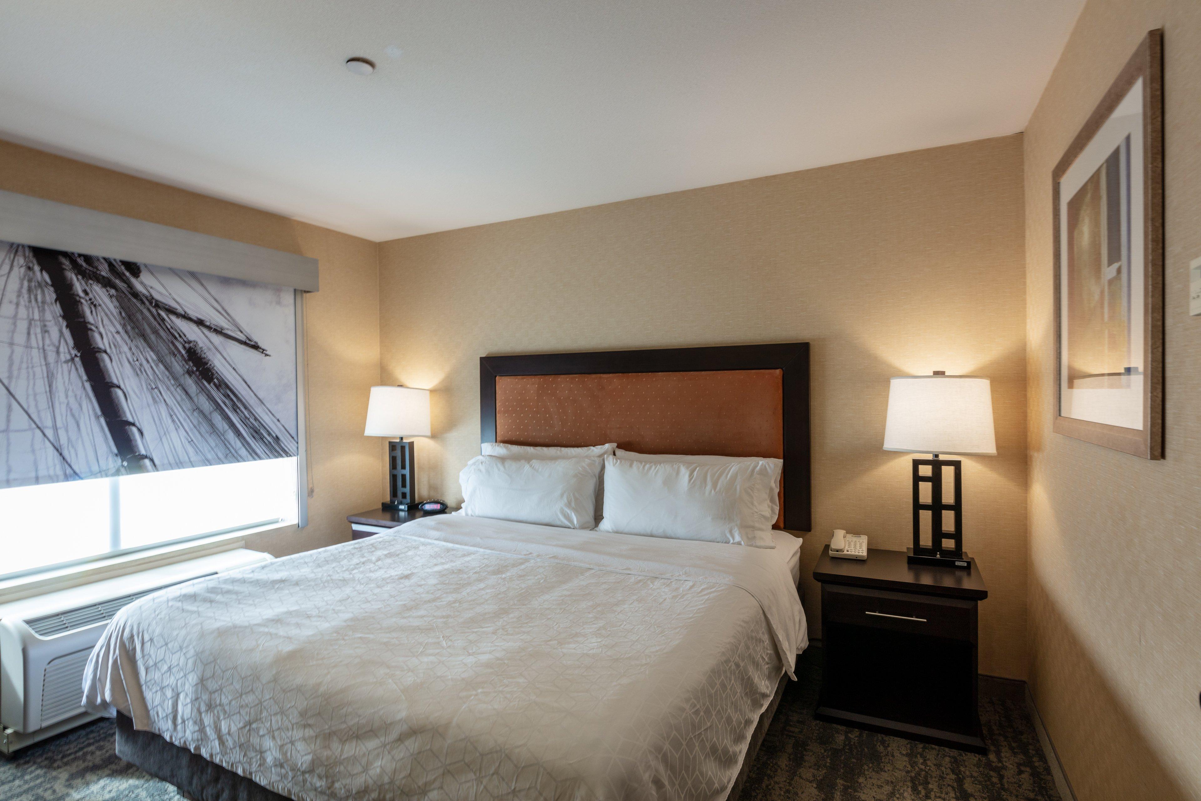 Holiday Inn Express & Suites Riverport Richmond By Ihg Exterior photo