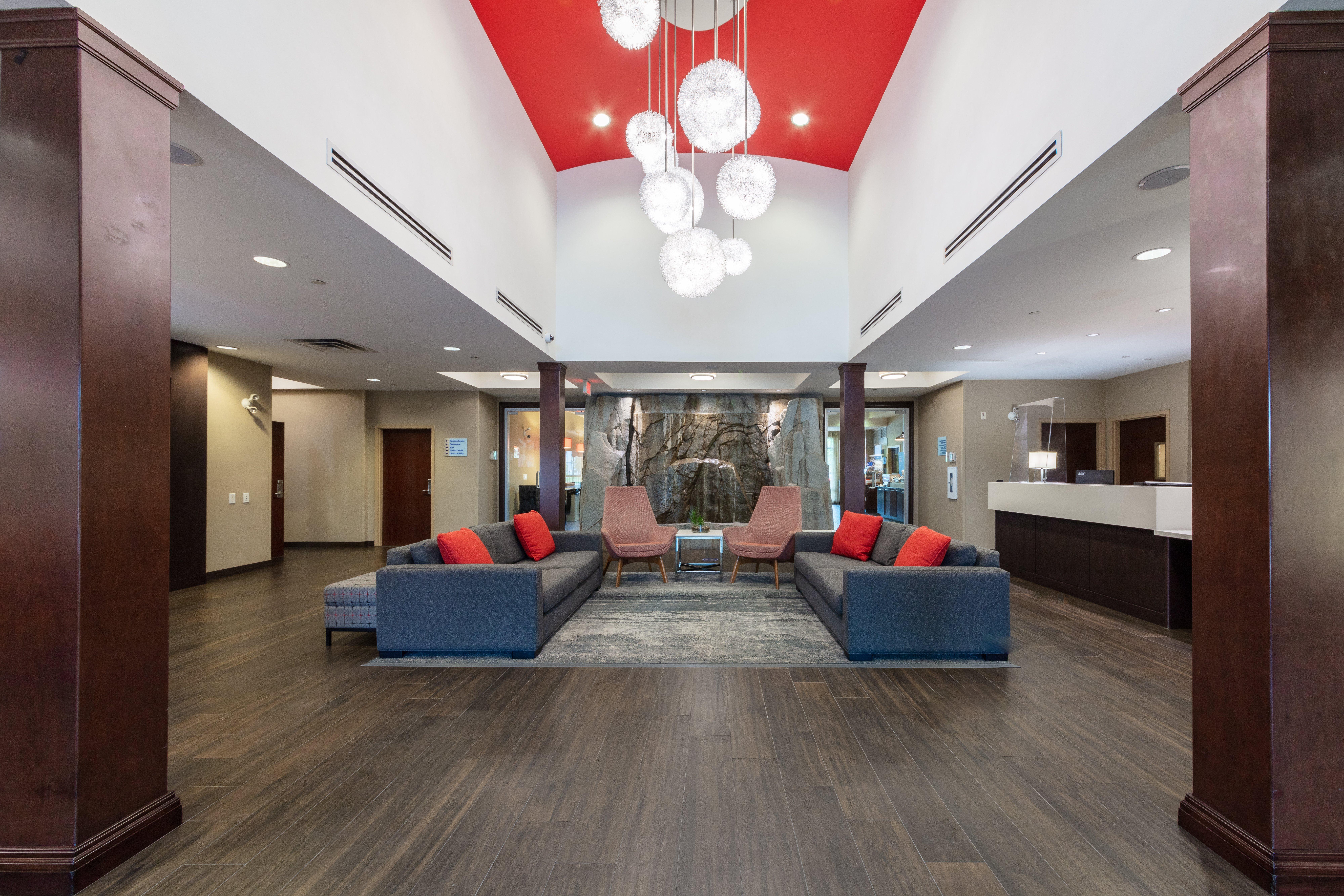 Holiday Inn Express & Suites Riverport Richmond By Ihg Exterior photo