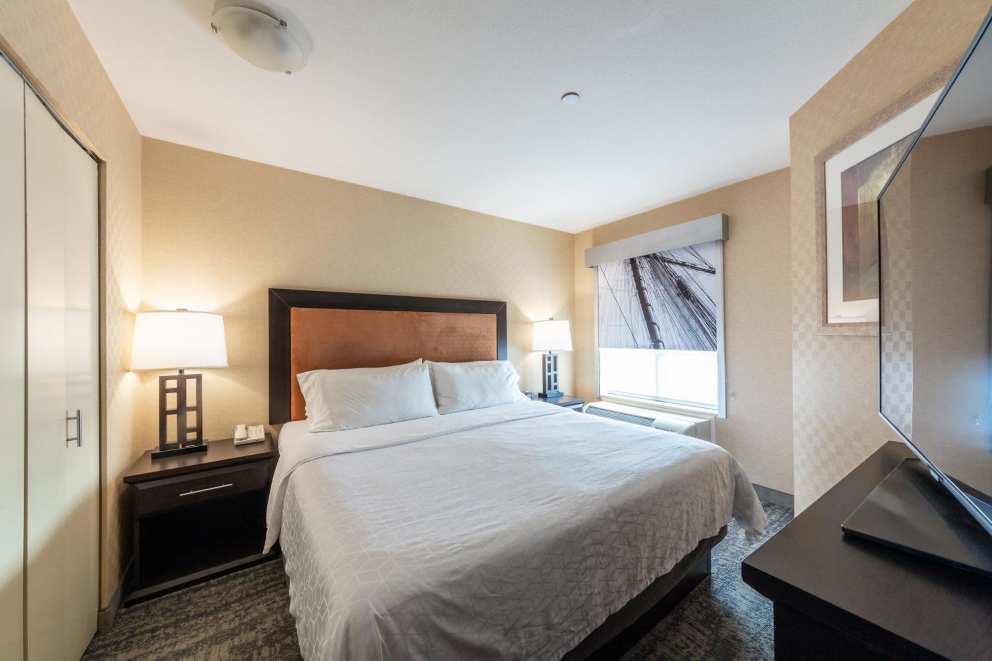 Holiday Inn Express & Suites Riverport Richmond By Ihg Room photo